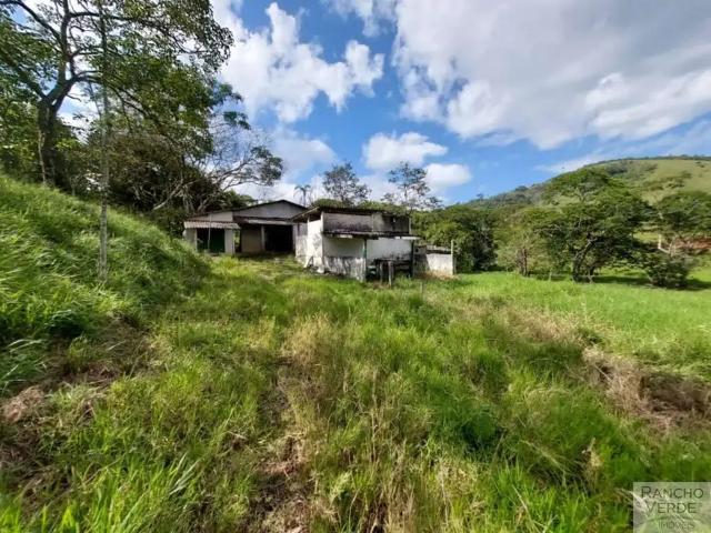 Sítio / Chácara para Venda em Monteiro Lobato/SP Centro 3 Quartos