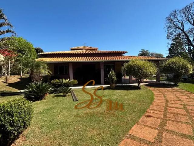 Sítio / Chácara para Venda em Mateus Leme/MG Varginha 3 Quartos
