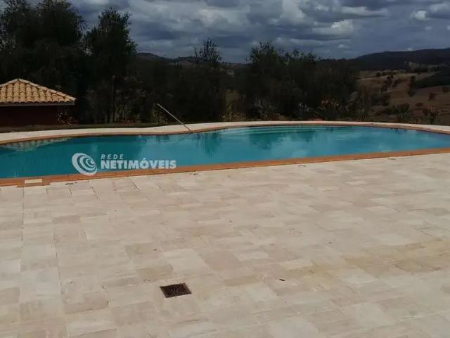 Sítio / Chácara para Venda em Mateus Leme/MG Zona Rural 4 Quartos