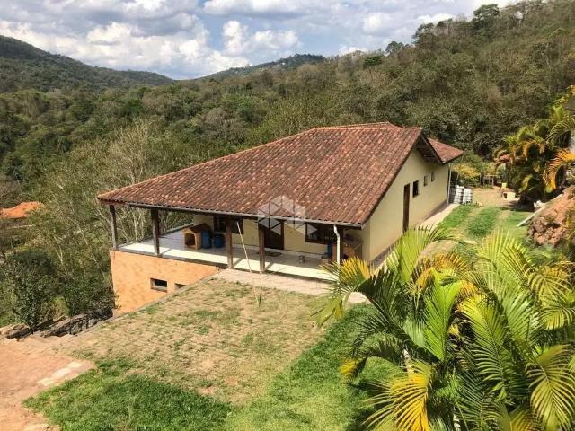 Sítio / Chácara para Venda em Mairiporã/SP Luiz Fagundes 3 Quartos
