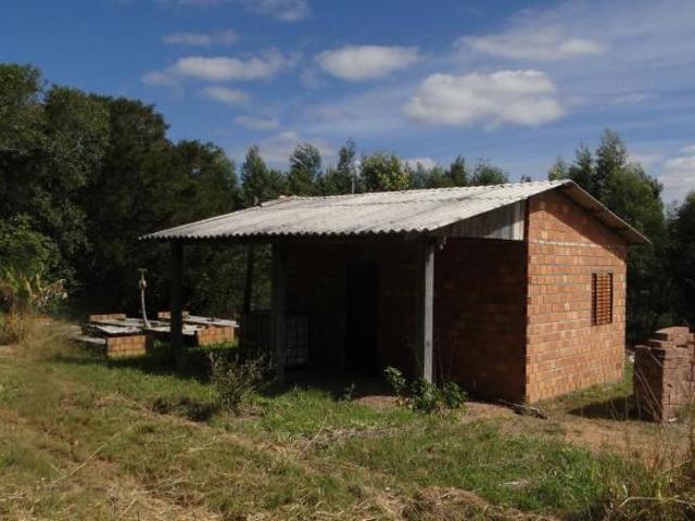 Sítio / Chácara para Venda em Mariana Pimentel, Potreiro Grande, 2 dormitórios, 2 banheiros, 2 vagas