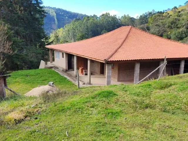 Sítio / Chácara para Venda em Marmelópolis/MG Zona Rural 3 Quartos