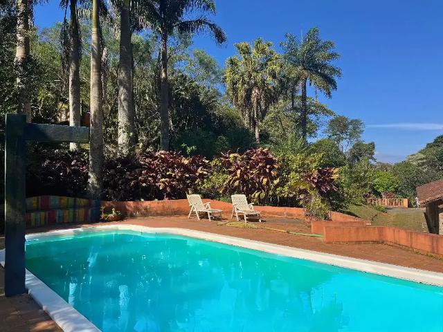 Sítio / Chácara para Venda em Miguel Pereira/RJ Zona Rural 4 Quartos