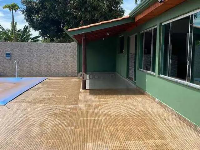 Sítio / Chácara para Venda em Nova Ponte/MG Zona Rural 3 Quartos