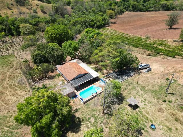 Sítio / Chácara para Venda em São Miguel do Passa Quatro/GO Zona Rural 3 Quartos