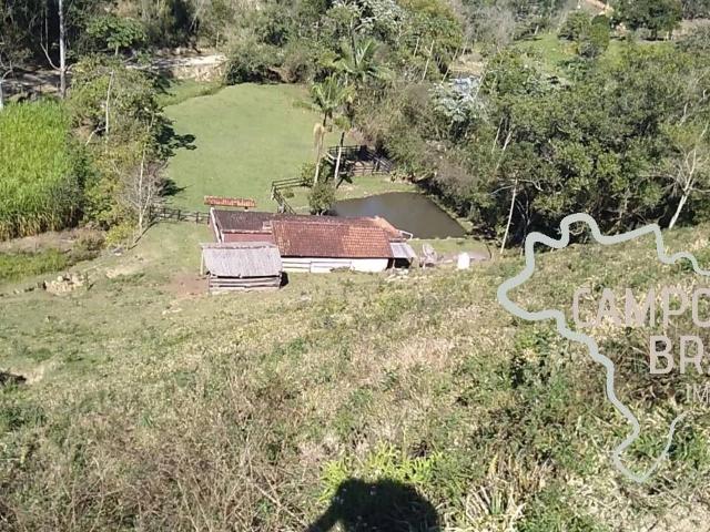 Sítio / Chácara para Venda em São José dos Campos/SP Santana 3 Quartos