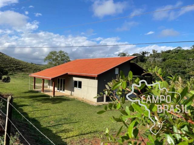 Sítio / Chácara para Venda em São José dos Campos/SP Santana 3 Quartos