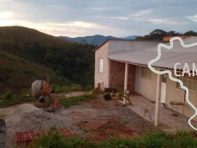 Sítio / Chácara para Venda em São José dos Campos/SP Santana 2 Quartos