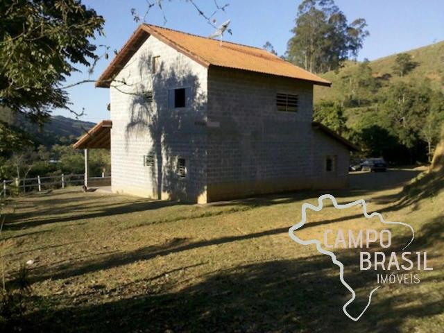 Sítio / Chácara para Venda em São José dos Campos/SP Santana 4 Quartos