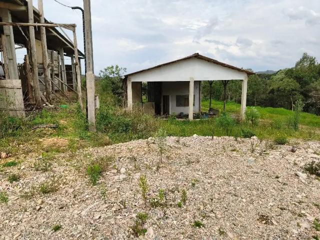 Sítio / Chácara para Venda em São José dos Pinhais/PR Zona Rural