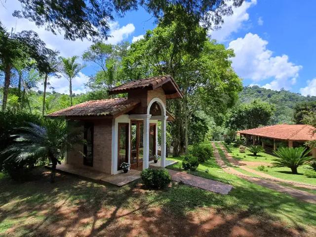 Sítio / Chácara para Venda em São Luiz do Paraitinga/SP Zona Rural 9 Quartos