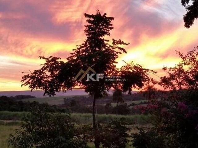 Sítio / Chácara para Venda em Santa Cruz da Esperança/SP Centro 3 Quartos