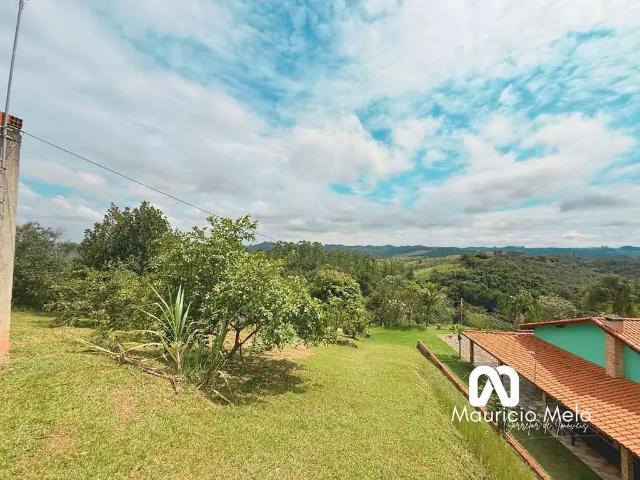 Sítio / Chácara para Venda em Santa Branca/SP Centro 4 Quartos