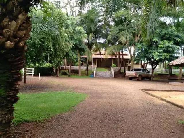 Sítio / Chácara para Venda em Santa Vitória/MG Zona Rural 4 Quartos