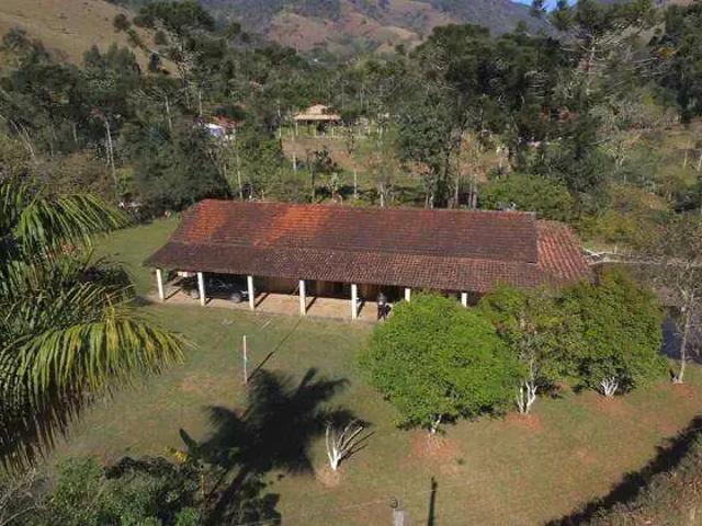 Sítio / Chácara para Venda em Sapucaí Mirim/MG Nogueiras 4 Quartos