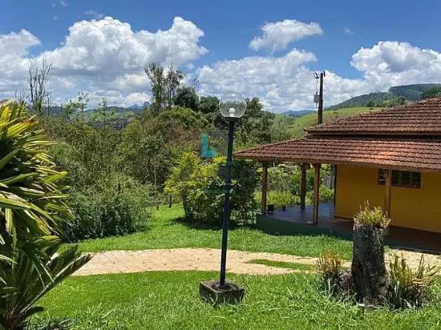 Sítio / Chácara para Venda em Sapucaí Mirim/MG Centro 3 Quartos
