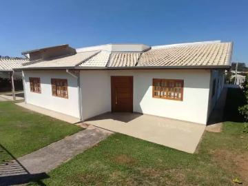 Sítio / Chácara para Venda em Sarapuí/SP Floresta 4 Quartos