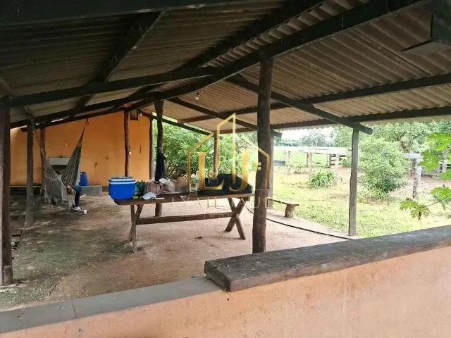 Sítio / Chácara para Venda em Poconé/MT Comunidade Carrijo 3 Quartos