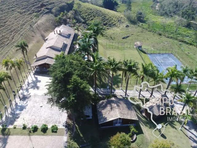 Sítio / Chácara para Venda em Paraibuna/SP Zona Rural 4 Quartos