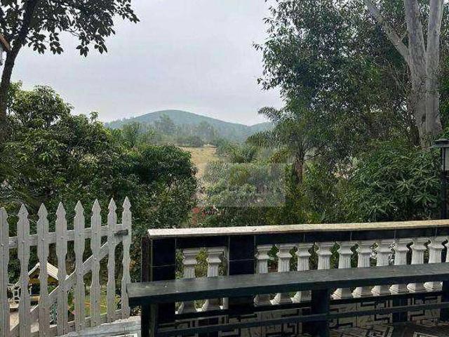 Sítio / Chácara para Venda em Paraibuna/SP Zona Rural 4 Quartos