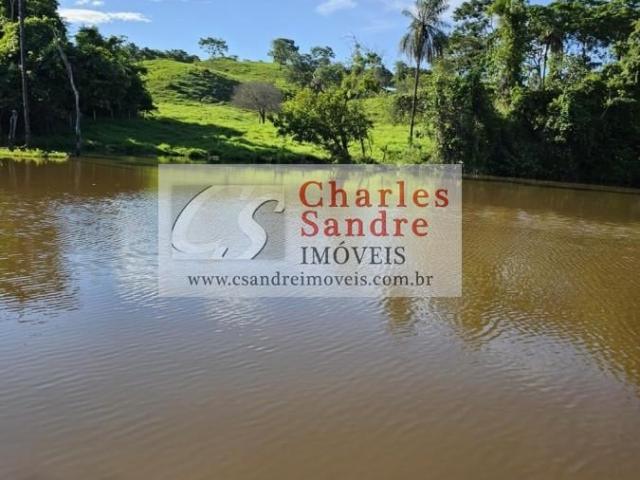 Sítio / Chácara para Venda em Petrolina de Goiás/GO Zona Rural 3 Quartos