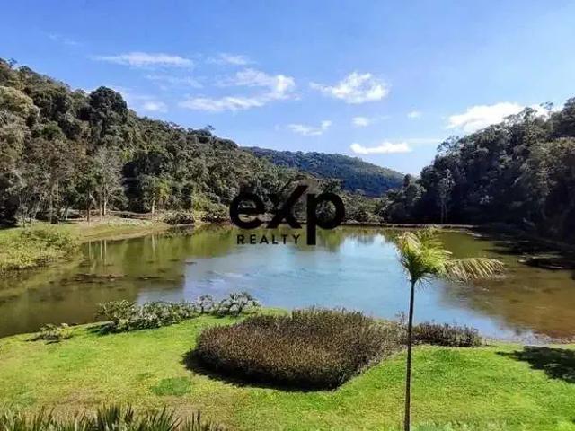 Sítio / Chácara para Venda em Petrópolis/RJ Posse 4 Quartos