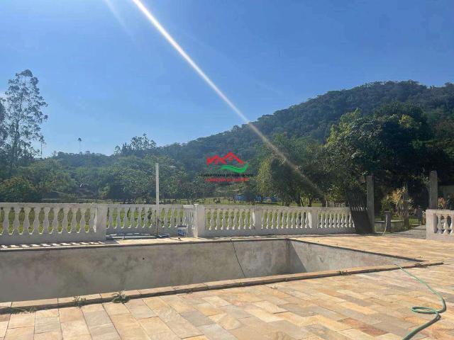 Sítio / Chácara para Venda em Pedro de Toledo/SP Centro 5 Quartos