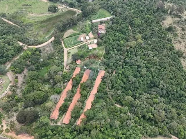 Sítio / Chácara para Venda em Pedreira/SP Zona Rural 3 Quartos
