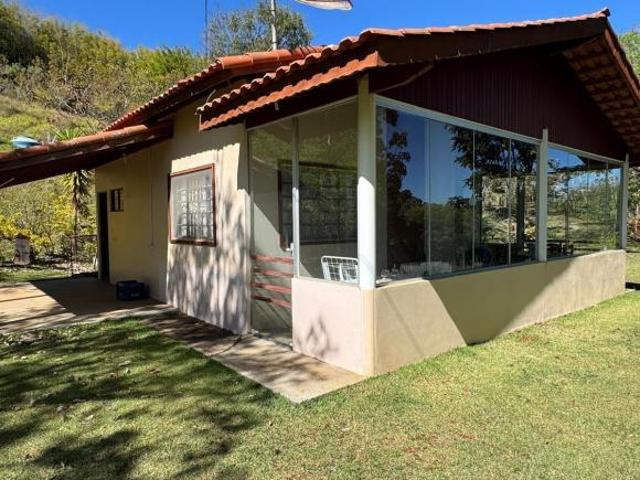 Sítio / Chácara para Venda em Toledo, Rural, 2 dormitórios, 1 banheiro, 1 vaga