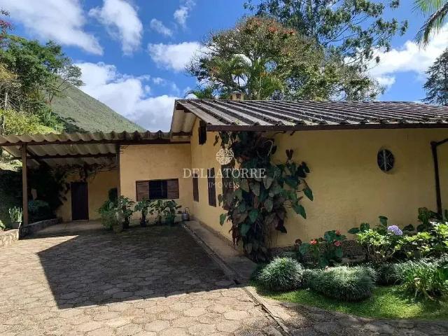 Sítio / Chácara para Venda em Teresópolis/RJ Água Quente 11 Quartos