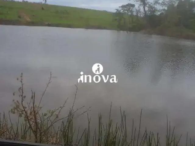 Sítio / Chácara para Venda em Uberaba/MG Capelinha do Barreiro