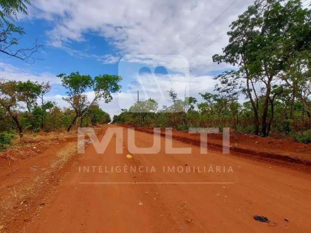Sítio / Chácara para Venda em Uberlândia/MG Chácaras Bonanza 1 Quartos