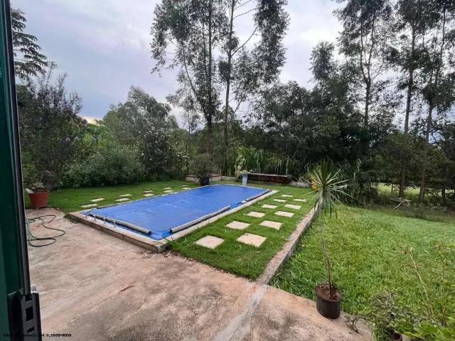 Sítio / Chácara para Venda em Uberlândia/MG Chácaras Eldorado 3 Quartos