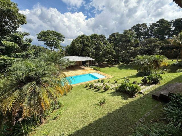 Sítio / Chácara para Venda em Valinhos/SP Chácaras Alpina 3 Quartos