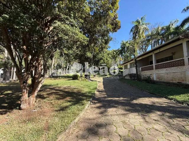 Sítio / Chácara para Venda em Valinhos/SP Macuco 3 Quartos