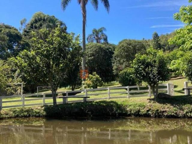 Sítio com 3 dormitórios à venda, 30800 m² por R$ 690.000 Bairro dos Lopes Cambuí/MG