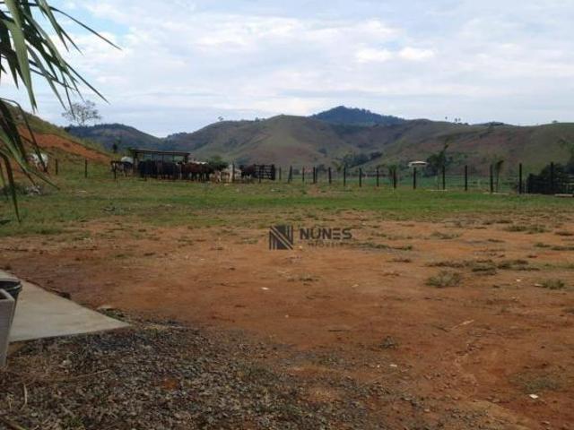 Sítio com 3 dormitórios à venda, 319000 m² por R$ 1.600.000 Piau Piau/MG