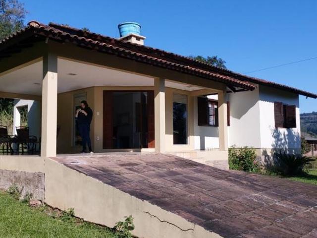 Sitio com 3 Hectares possui duas Casas em Rolante/RS na Localidade de Rolantinho