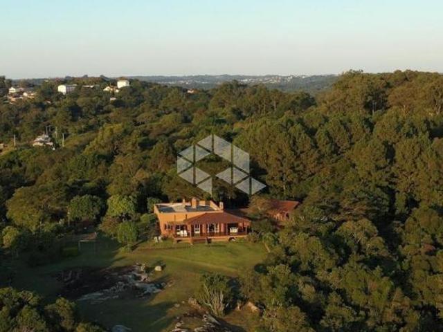 Sítio com 20.000 m² na Vila Nova, Porto Alegre