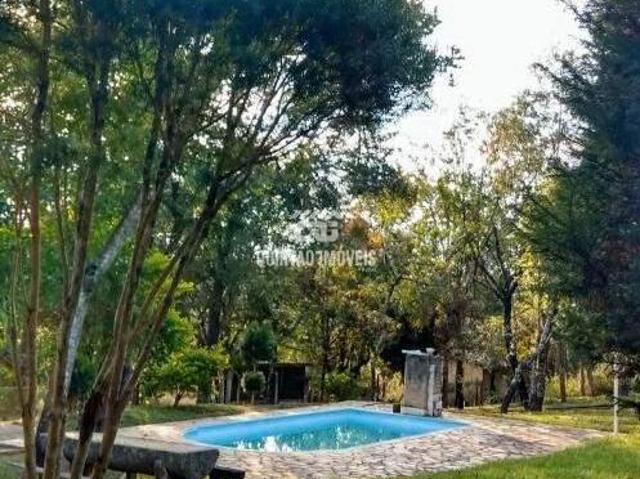Sítio com 20.100m², casa com 02 quartos, CAPIM RASTEIRO CONTAGEM/MG