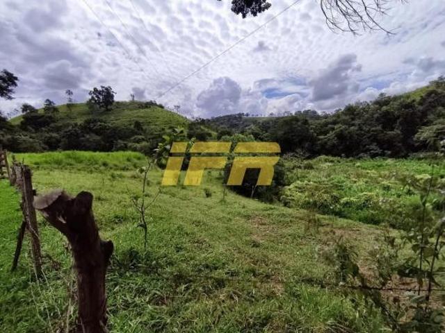 Sítio com 2 dormitórios à venda, 458106 m² por R$ 2.000.000,00 Cunha Cunha/SP