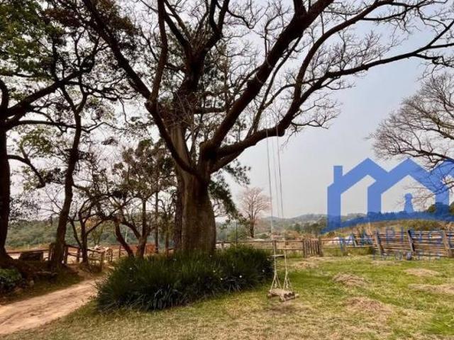 Sítio com 7 Quartos e 5 banheiros à Venda, 7.190 m² por R$ 1.200.000 Cód. ch1801