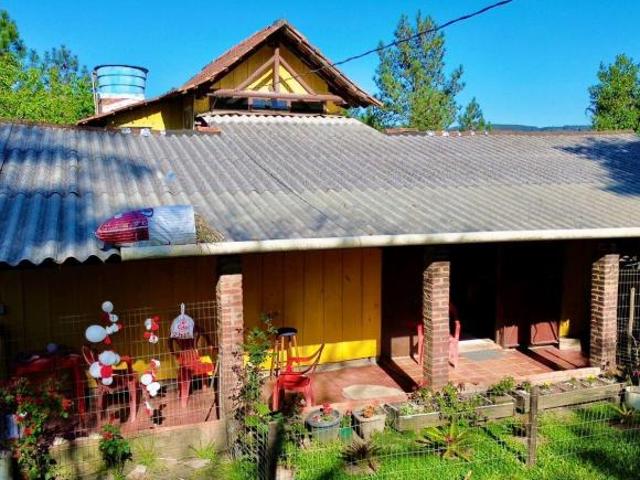 Sítio com casa na Localidade de Fazenda Fialho na Cidade de Taquara/RS