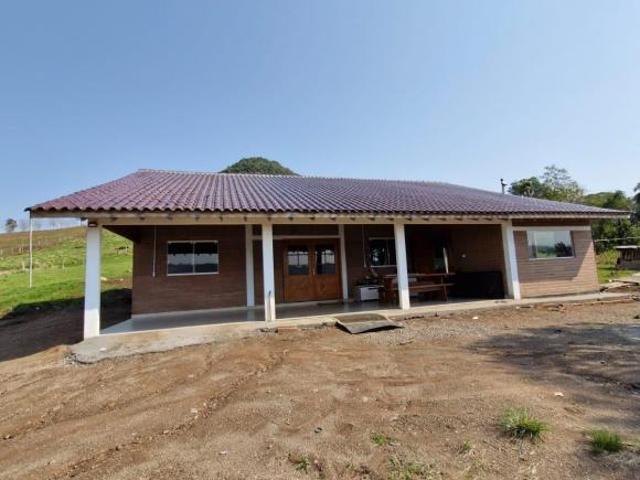 Sítio com casa nova recém construída em Igrejinha/RS na Localidade de Lajeadinho