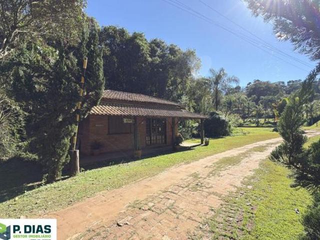 Sítio com Estrutura de Pousada à Venda em Monte Alegre do Sul, SP