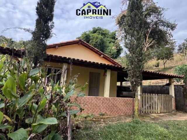 Sítio com Nascente, Poço de Peixes e 4 Hectares à Venda em Passa Tempo/MG