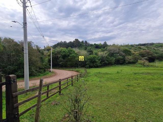 Sítio de 5 hectares à venda em Taquara, no bairro Km 4 fica a 500m da RS 020 e 3,5km do centro! id
