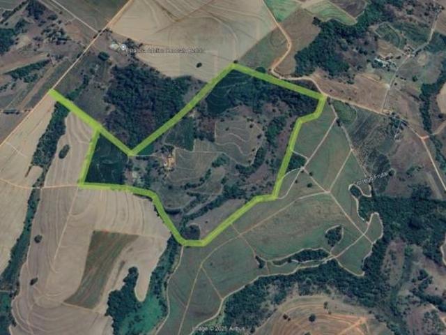 Sítio de 27 alqueires à venda em Santa Adélia SP
