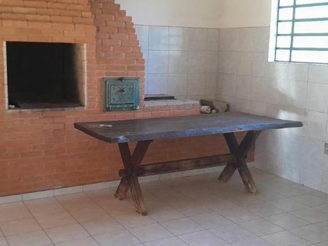 Sítio de alto padrão à venda em Tatuí SP, Área Rural: 3 quartos, 2 salas, 2 banheiros, 2 vagas de ga