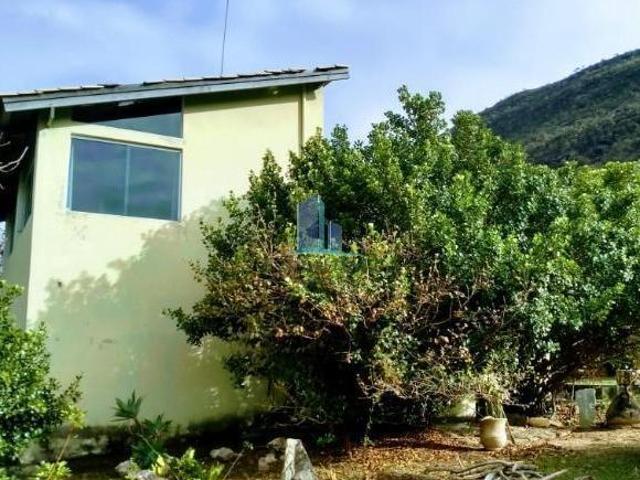 Sitio de luxo em Santana do Riacho MG: 3 quartos, 3 suítes e 6.000m² de área!